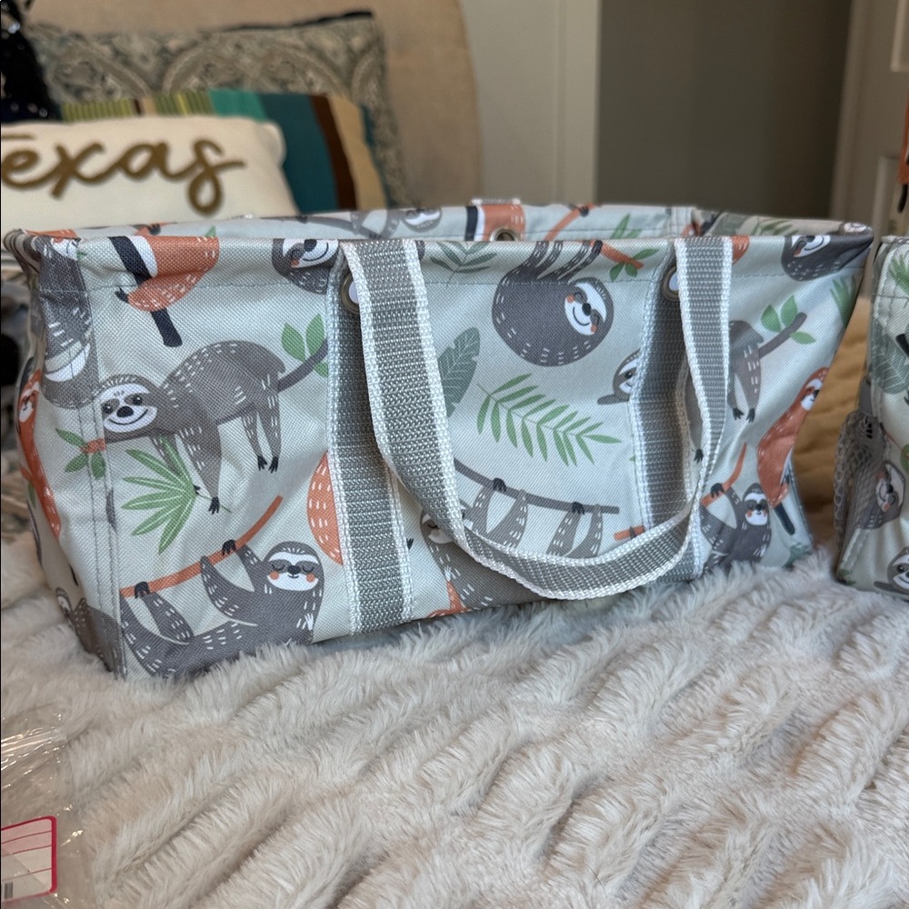 Sloth Hangout Storage Set - Thirty One Gifts - Picture 2 of 5